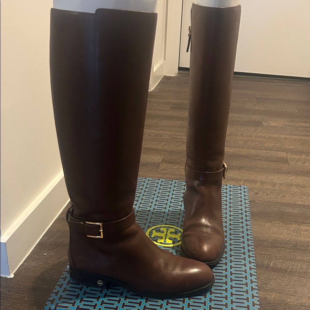 Tory Burch brown calf leather Brooke 25 mm knee boot size 8.5
